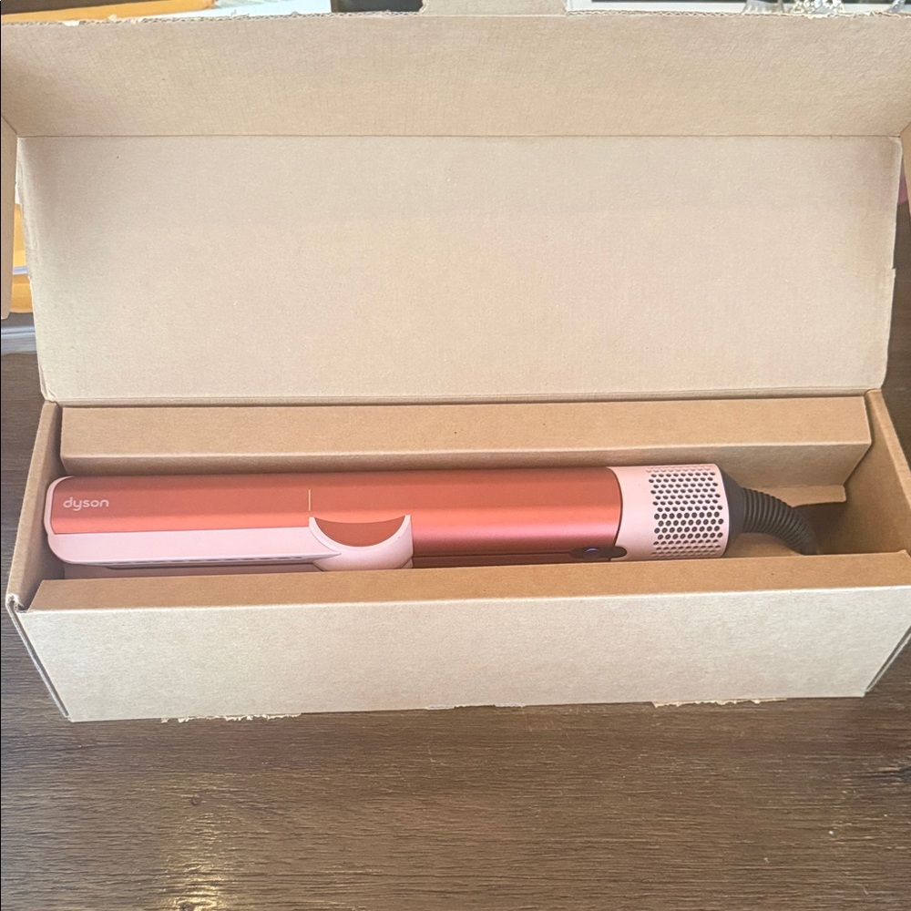 Dyson Coral Pink Hair Tool